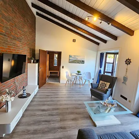 091 Amundsen Apartman *